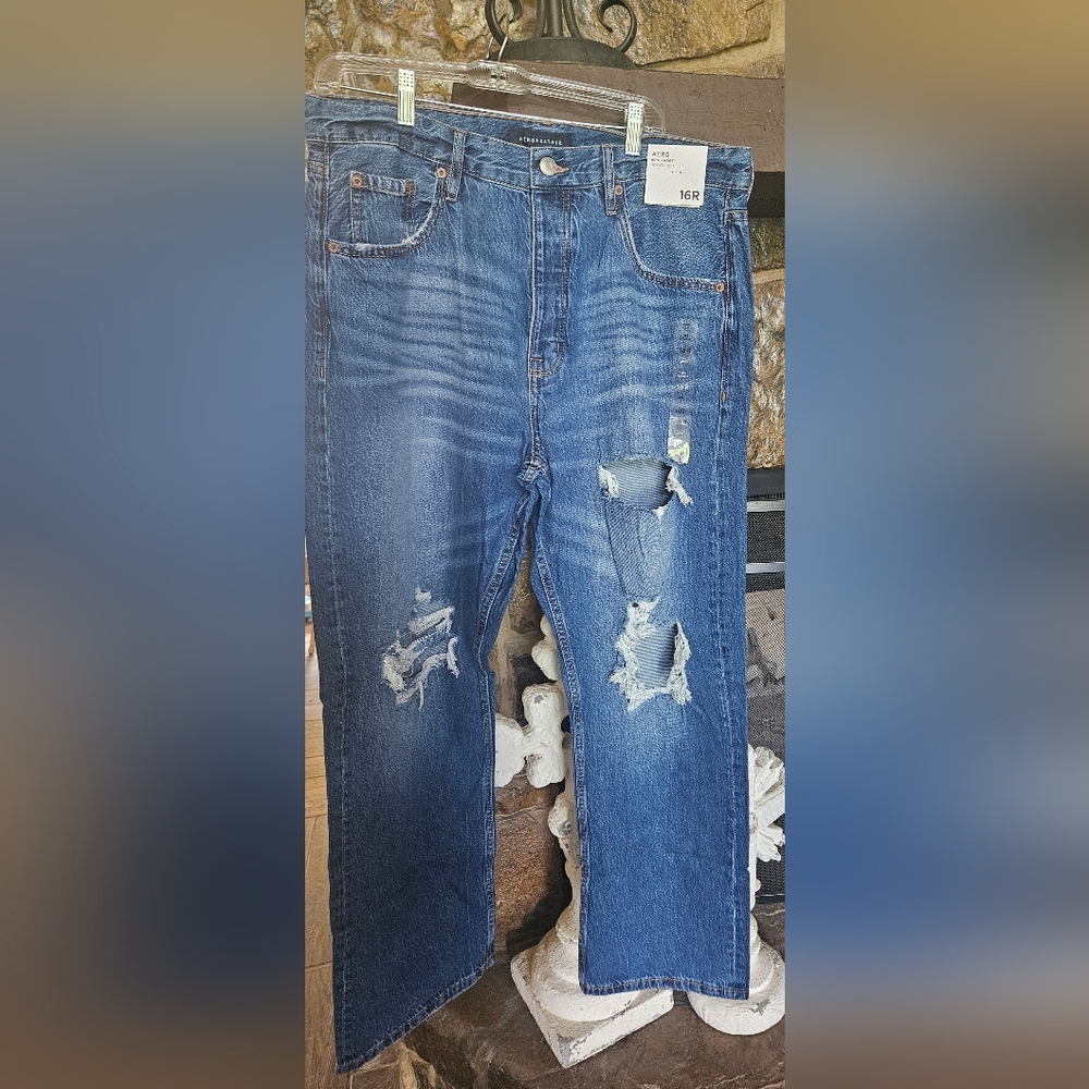 Aeropostale Distressed 90's Jeans! NWT! 👖